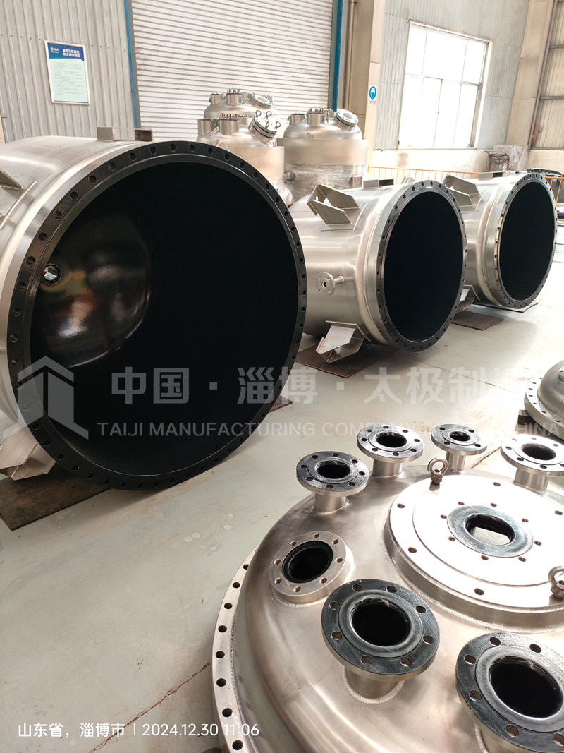 太極不銹鋼噴涂 F40 反應釜憑技術優(yōu)勢搶占市場